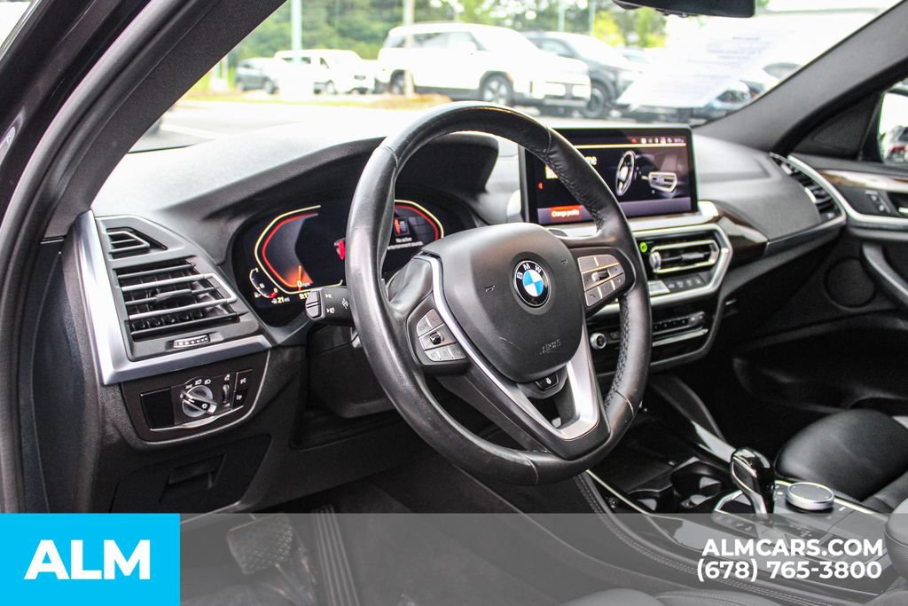 Used 2024 BMW X4 xDrive30i w/ Parking Assistance Package AWD/4WD image 21