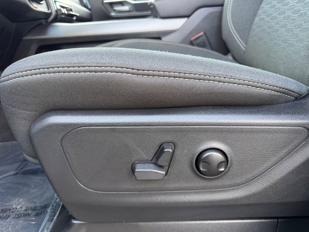 Used 2025 RAM 1500 Big Horn AWD/4WD image 10