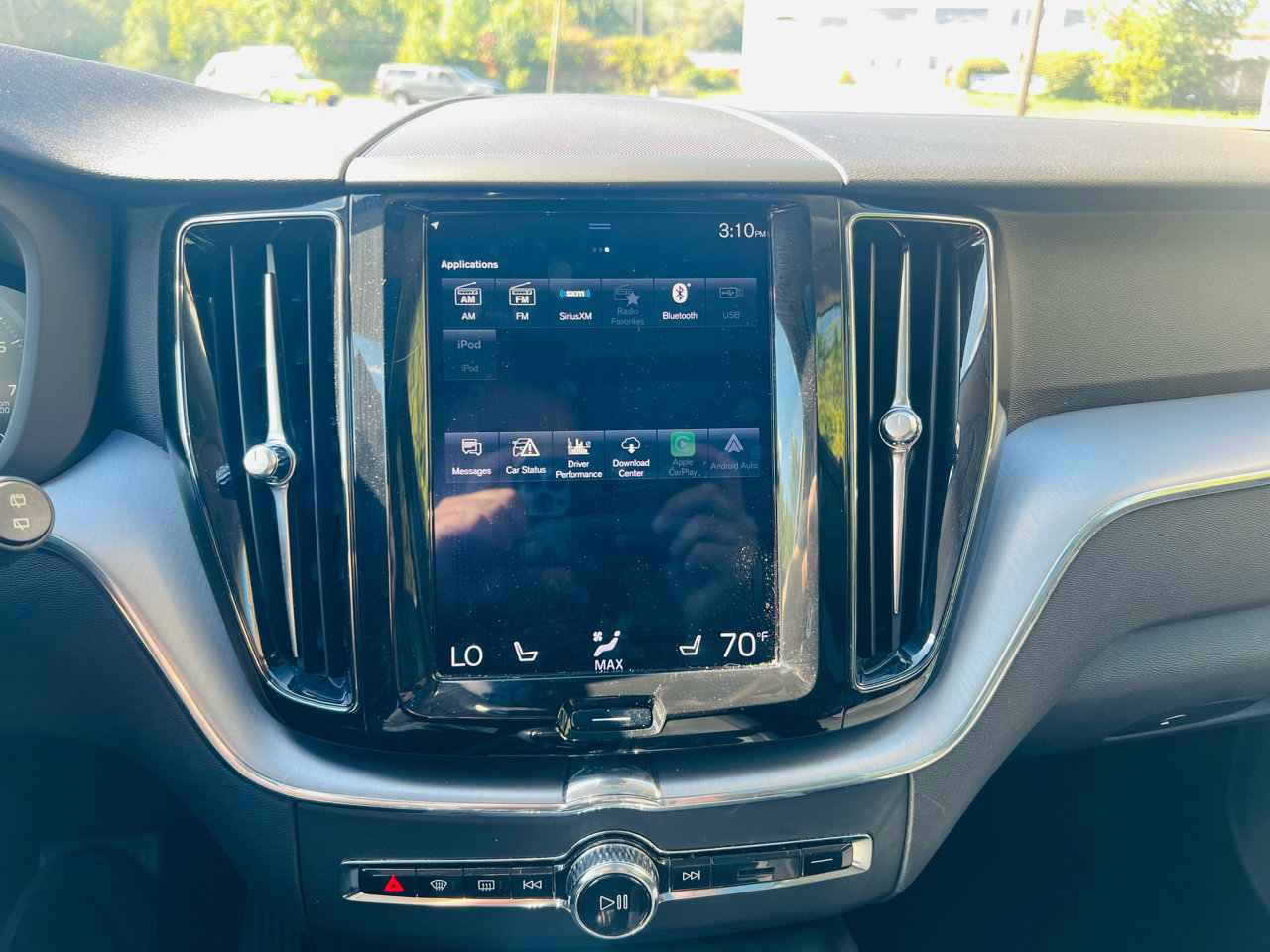 Used 2020 Volvo XC60 T5 Momentum image 34