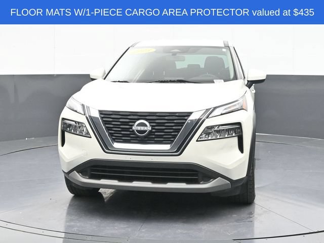Used 2023 Nissan Rogue SV FWD image 2