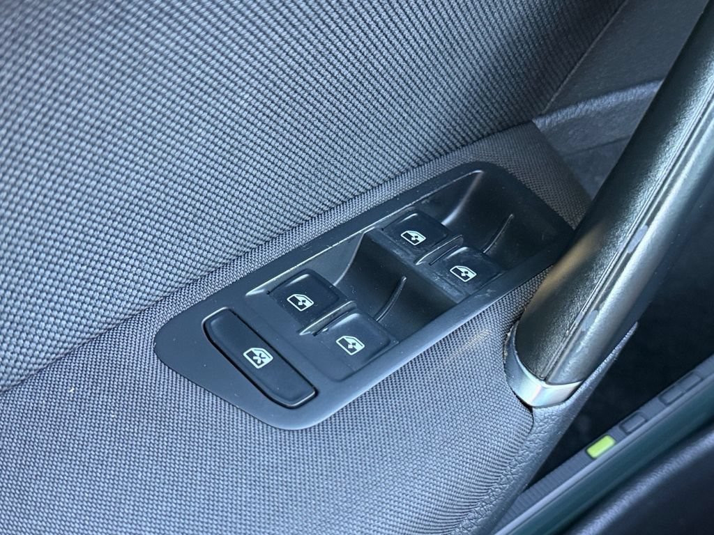 Used 2019 Volkswagen GTI Rabbit Edition FWD image 19