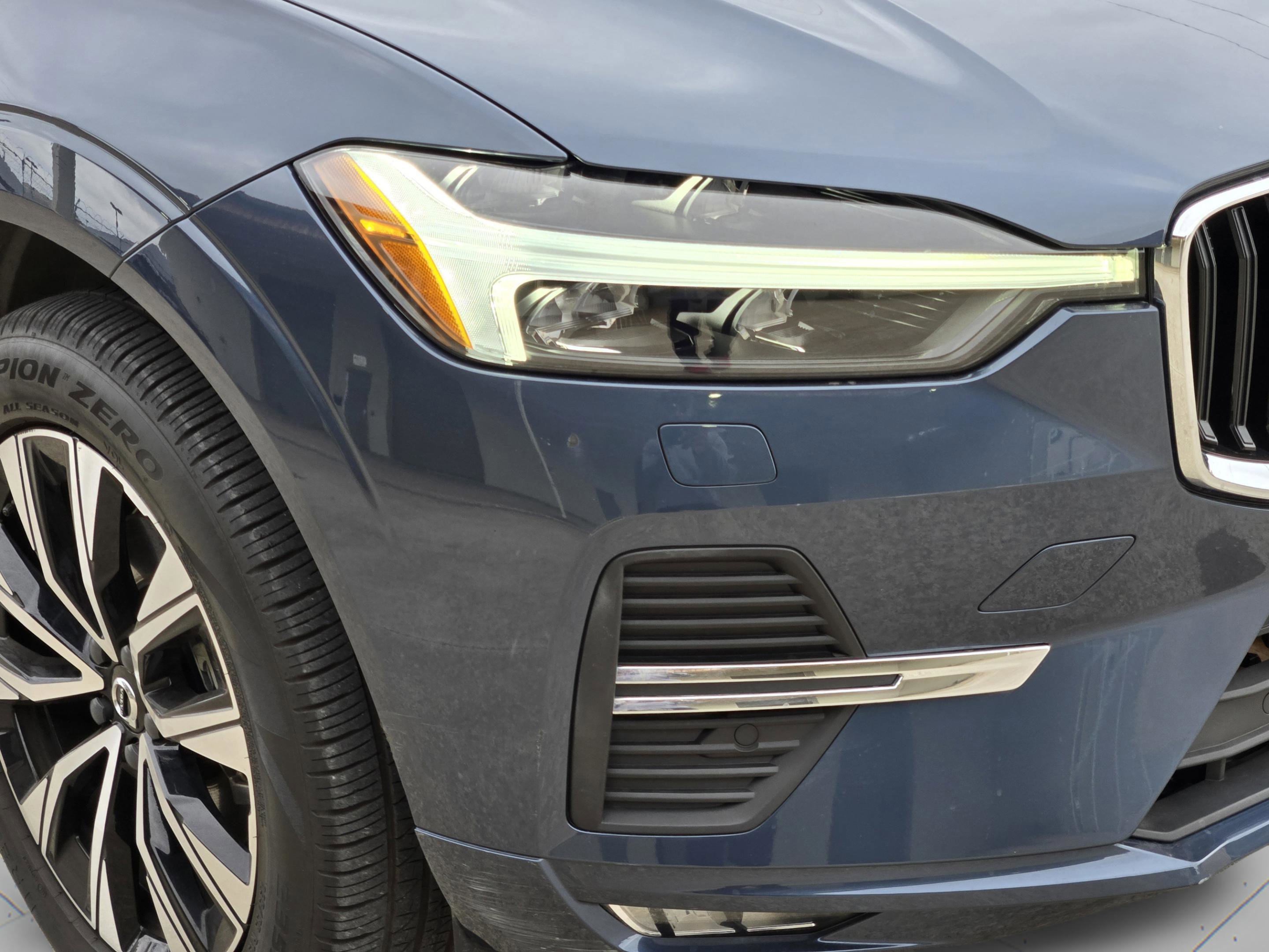 Used 2023 Volvo XC60 B5 Core w/ Climate Package image 13