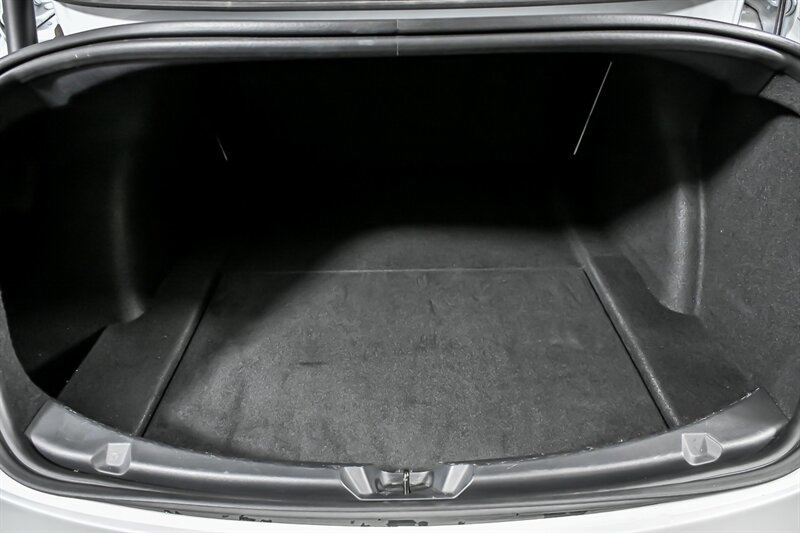 Used 2023 Tesla Model 3 Standard Range RWD image 13