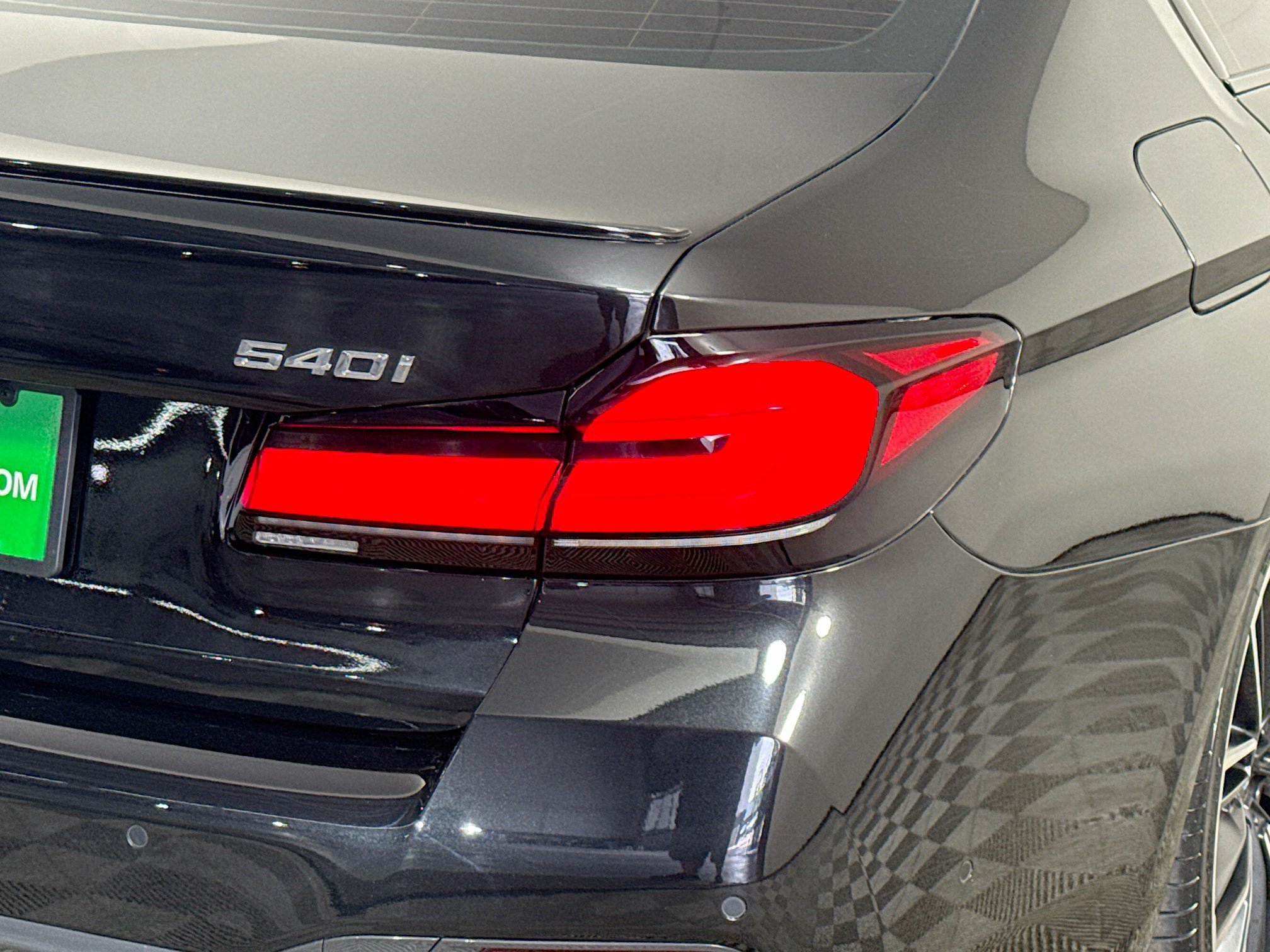 Used 2023 BMW 540i w/ M Sport Package image 32