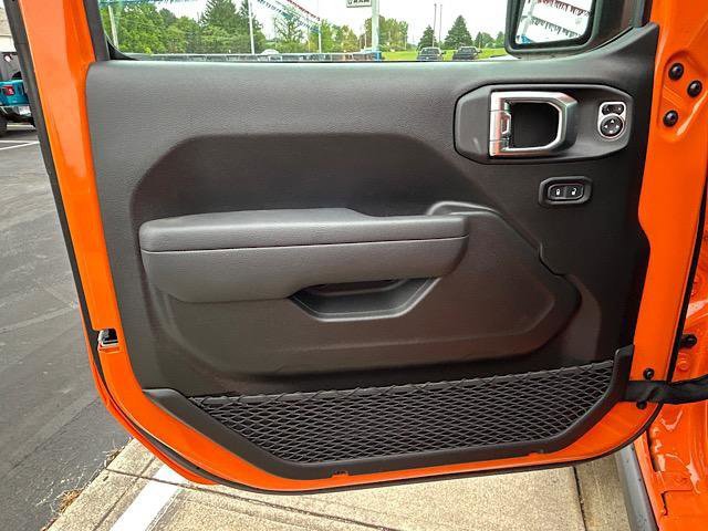 New 2025 Jeep Gladiator Willys image 10