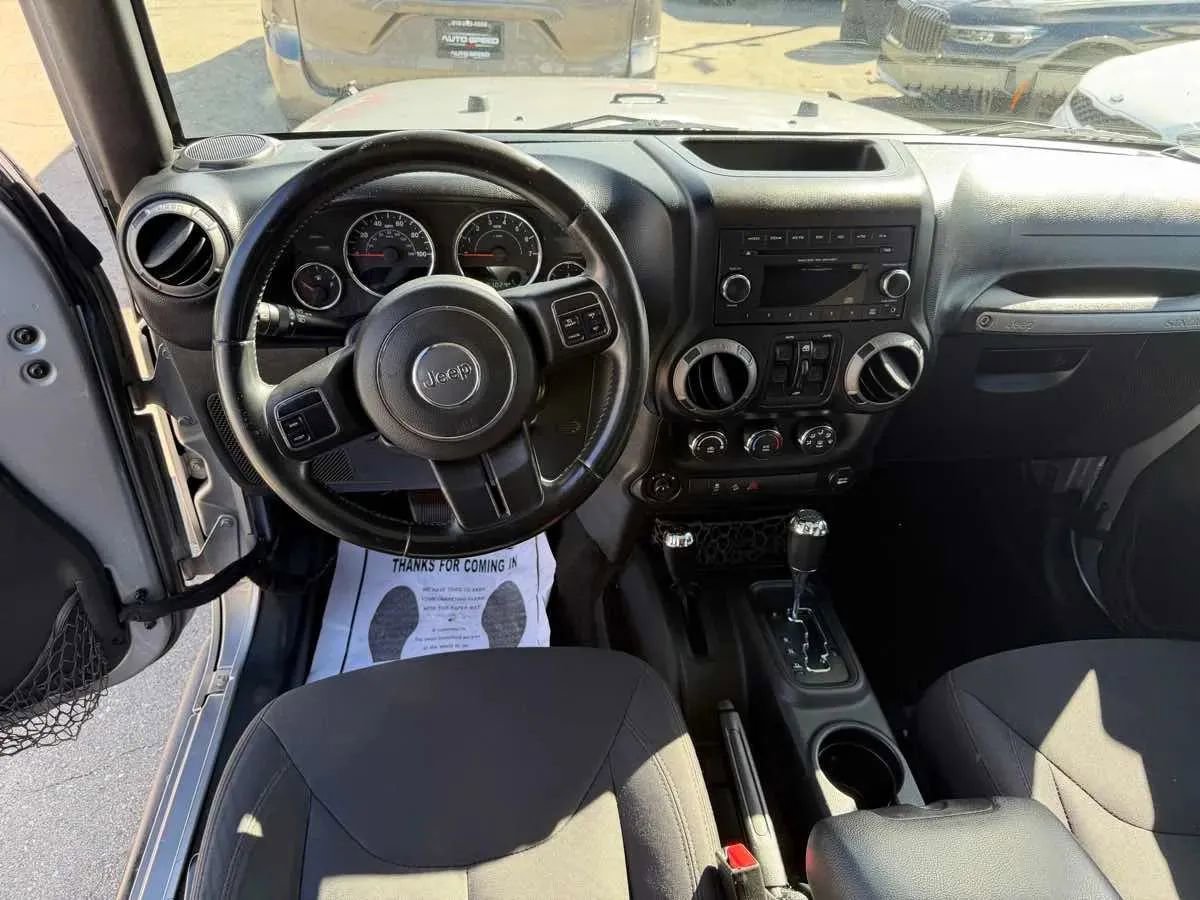 Used 2015 Jeep Wrangler Unlimited Sport w/ Quick Order Package 24S AWD/4WD image 19