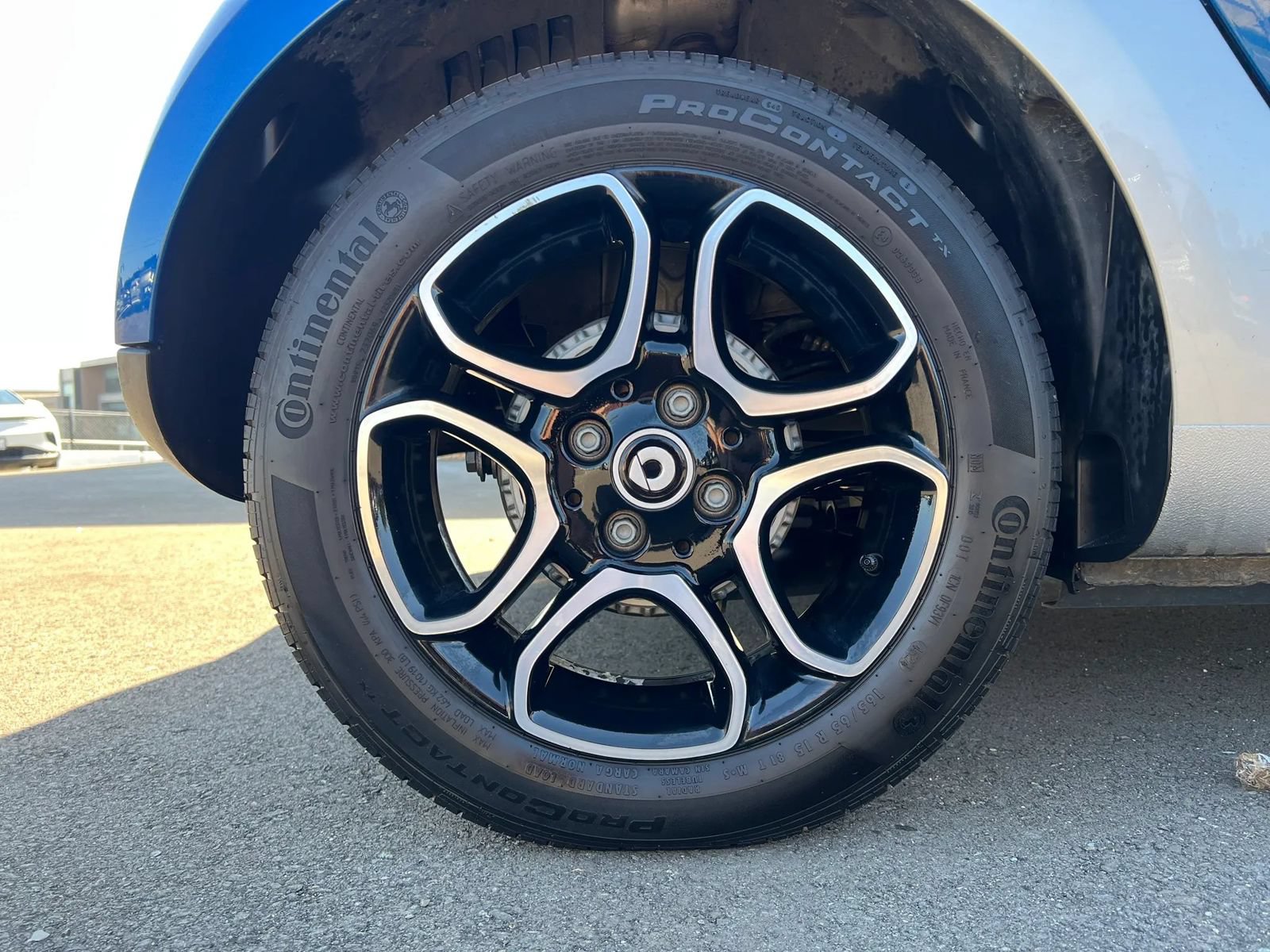 Used 2018 smart fortwo electric drive RWD image 38
