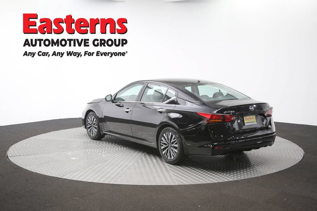 Used 2024 Nissan Altima 2.5 SV FWD image 66