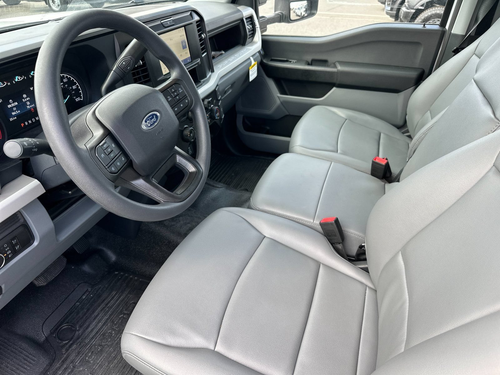 New 2026 Ford F550 4x4 Regular Cab Super Duty image 10