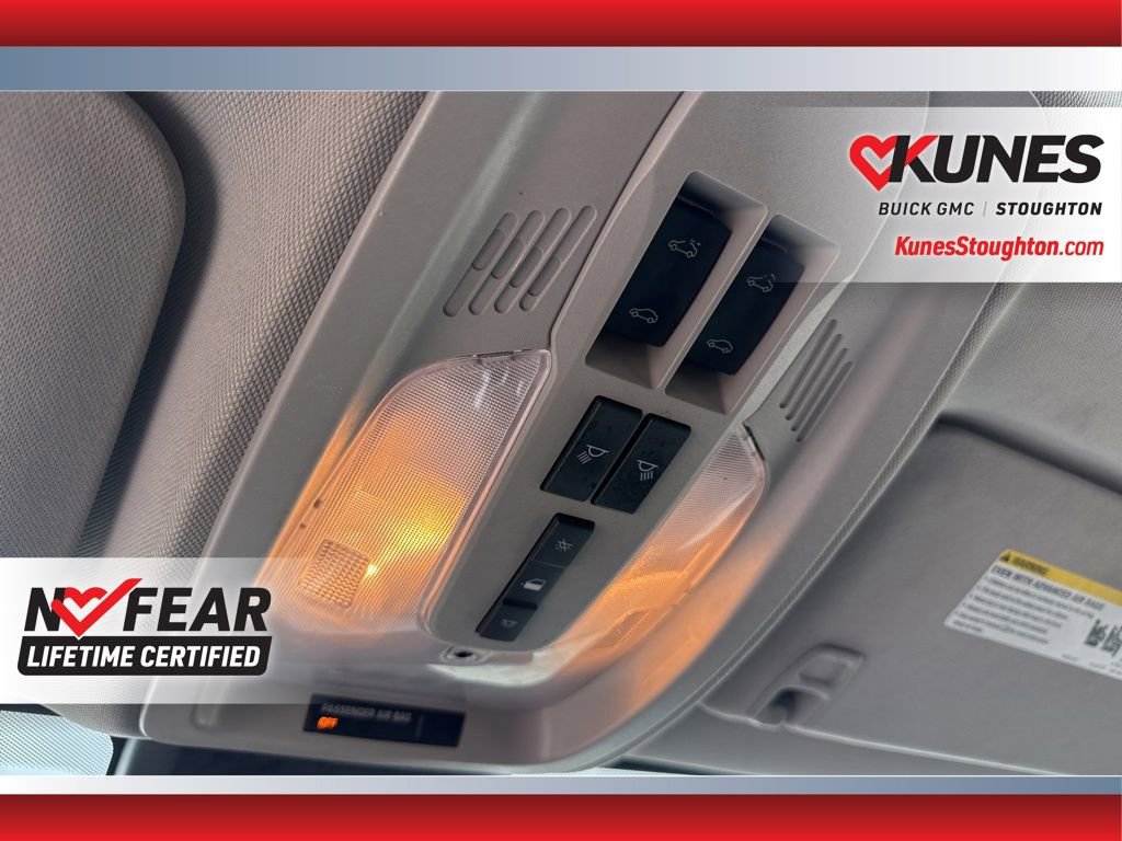 Used 2017 Chevrolet Equinox LT w/ Sport Edition image 35