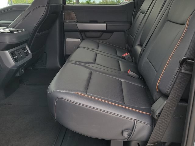 Used 2025 Ford F250 Lariat w/ Lariat Ultimate Package AWD/4WD image 11