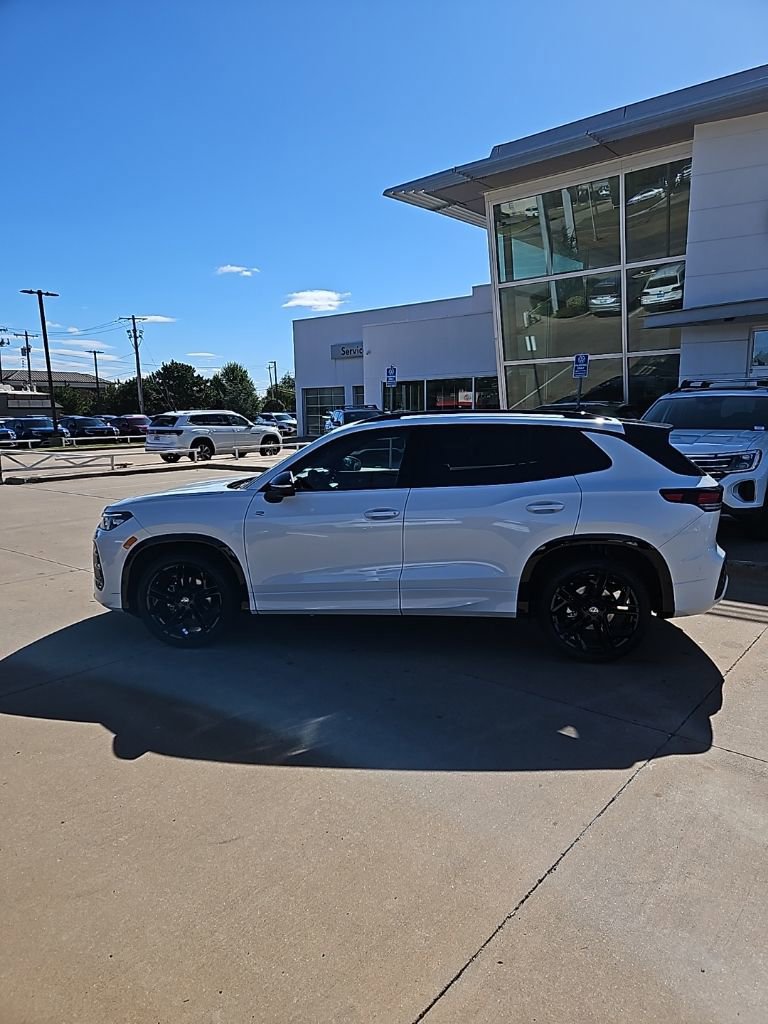 New 2026 Volkswagen Tiguan SE R-Line image 8