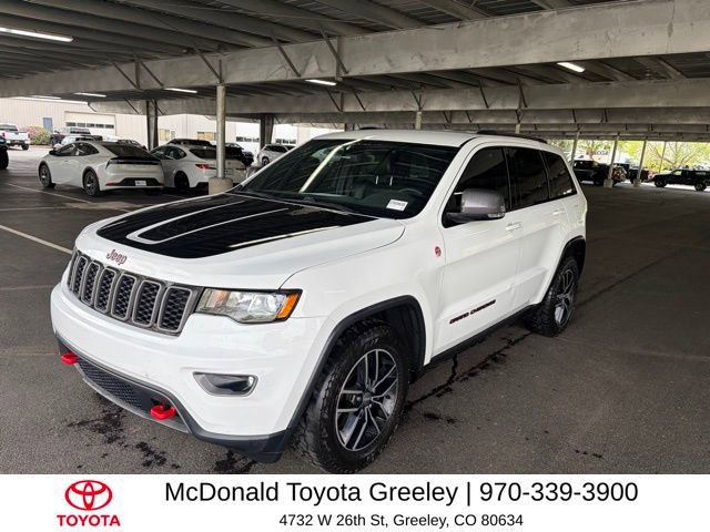 Used 2017 Jeep Grand Cherokee Trailhawk AWD/4WD image 1