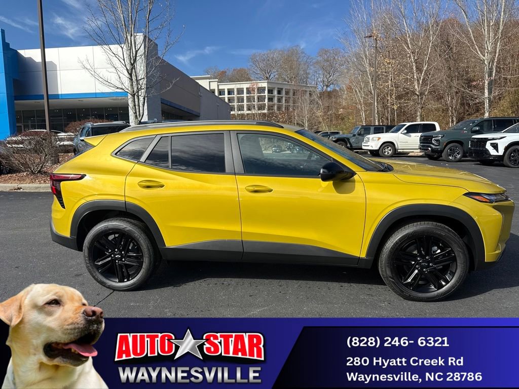 New 2025 Chevrolet Trax ACTIV w/ Driver Confidence Package image 2