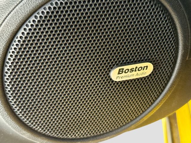 Used 2010 Chevrolet Camaro SS image 18