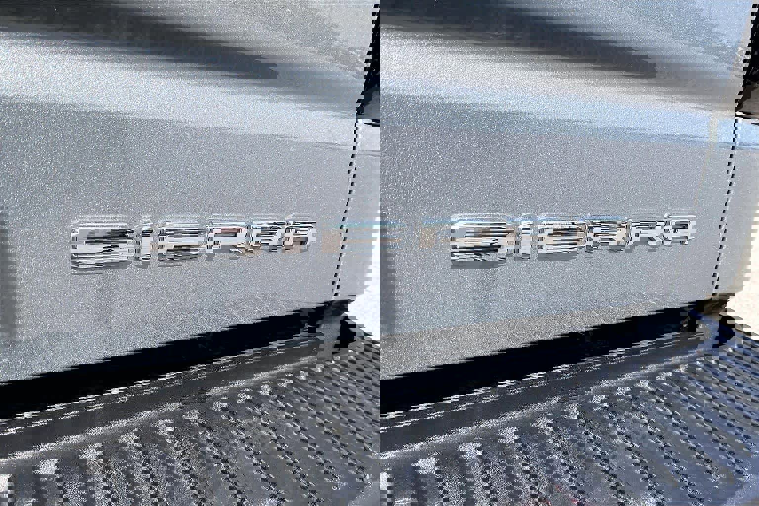 Used 2025 GMC Sierra 1500 Denali Ultimate image 10