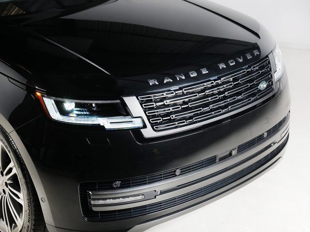 Certified 2025 Land Rover Range Rover SE AWD/4WD image 28