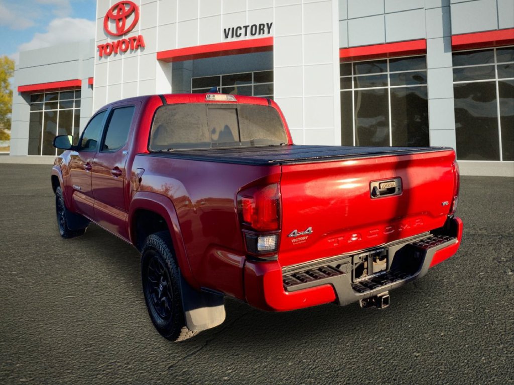 Used 2022 Toyota Tacoma SR5 w/ Technology Package AWD/4WD image 5