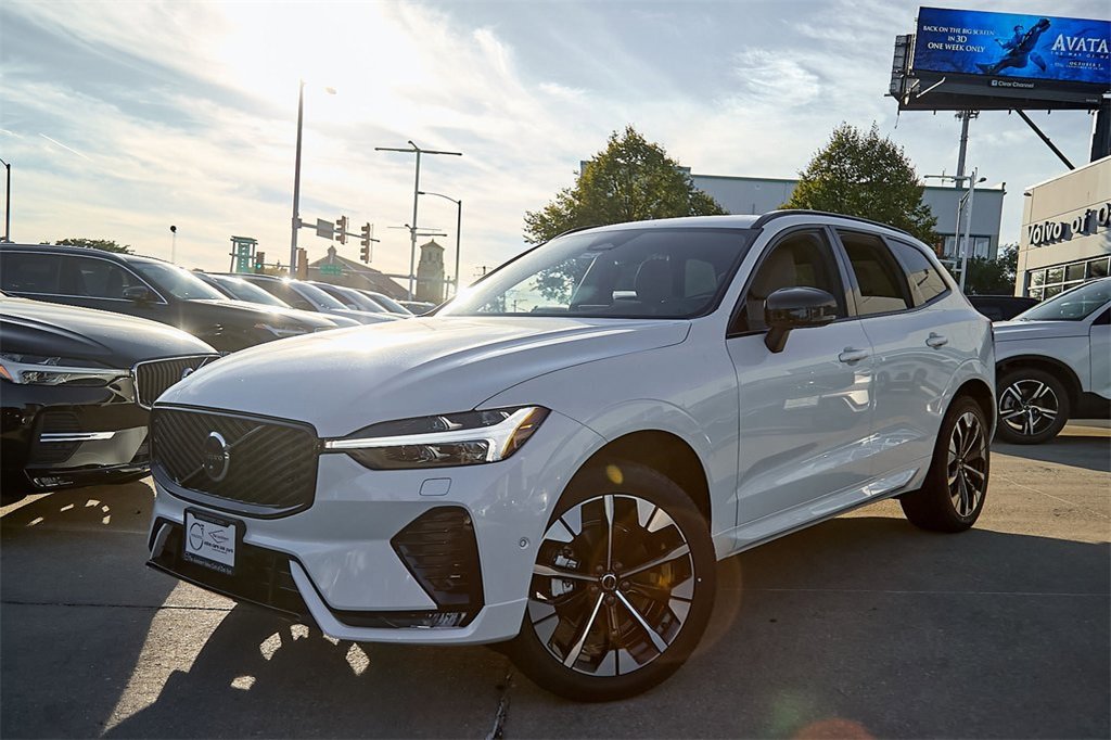 New 2026 Volvo XC60 B5 Plus w/ Protection Package Premier