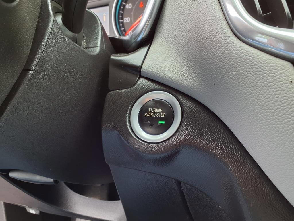 Used 2019 Chevrolet Equinox LT image 22