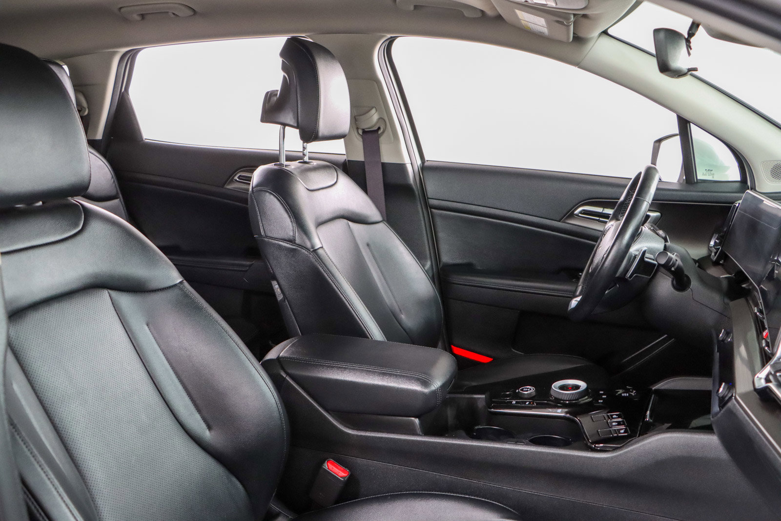 Used 2023 Kia Sportage EX AWD/4WD image 26