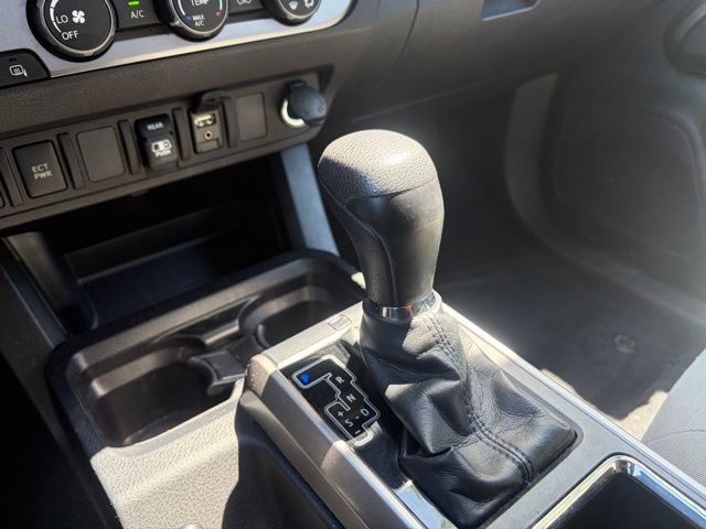 Used 2019 Toyota Tacoma SR5 RWD image 12