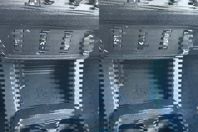 Used 2017 Toyota Tacoma TRD Sport w/ Tow Package image 35