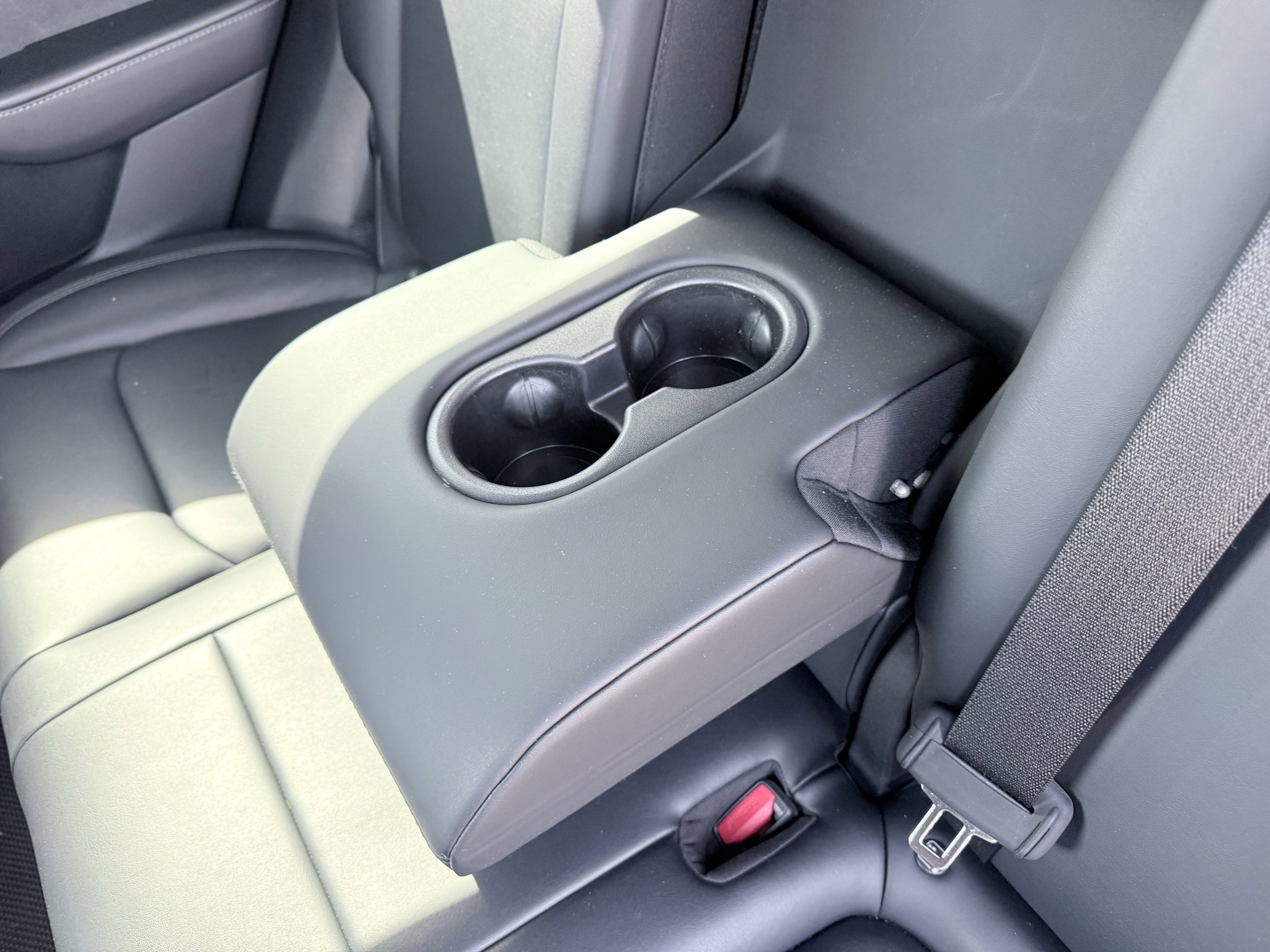 Used 2022 Tesla Model Y Performance image 31