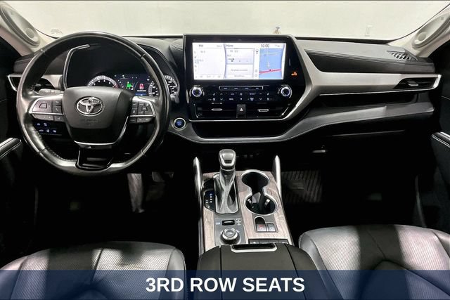 Used 2021 Toyota Highlander Platinum AWD/4WD image 10