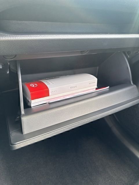 Certified 2025 Toyota RAV4 XLE w/ Convenience Package image 30