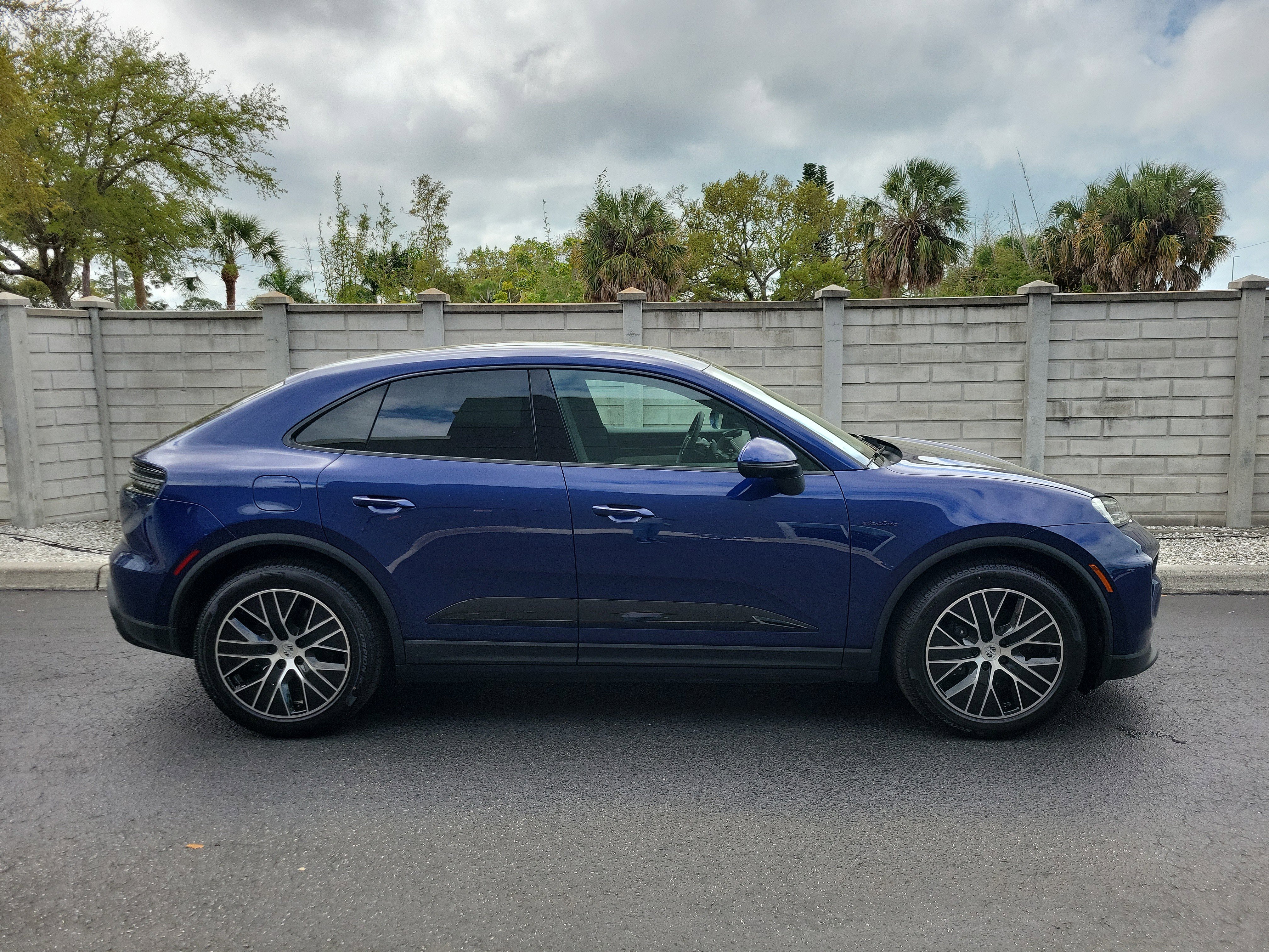 New 2026 Porsche Macan Electric image 7