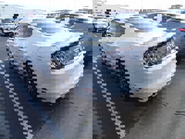 Used 2016 Ford Mustang GT image 7