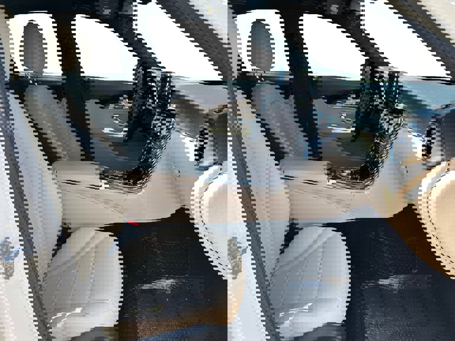 Used 2018 Mercedes-Benz C 300 Sedan image 17