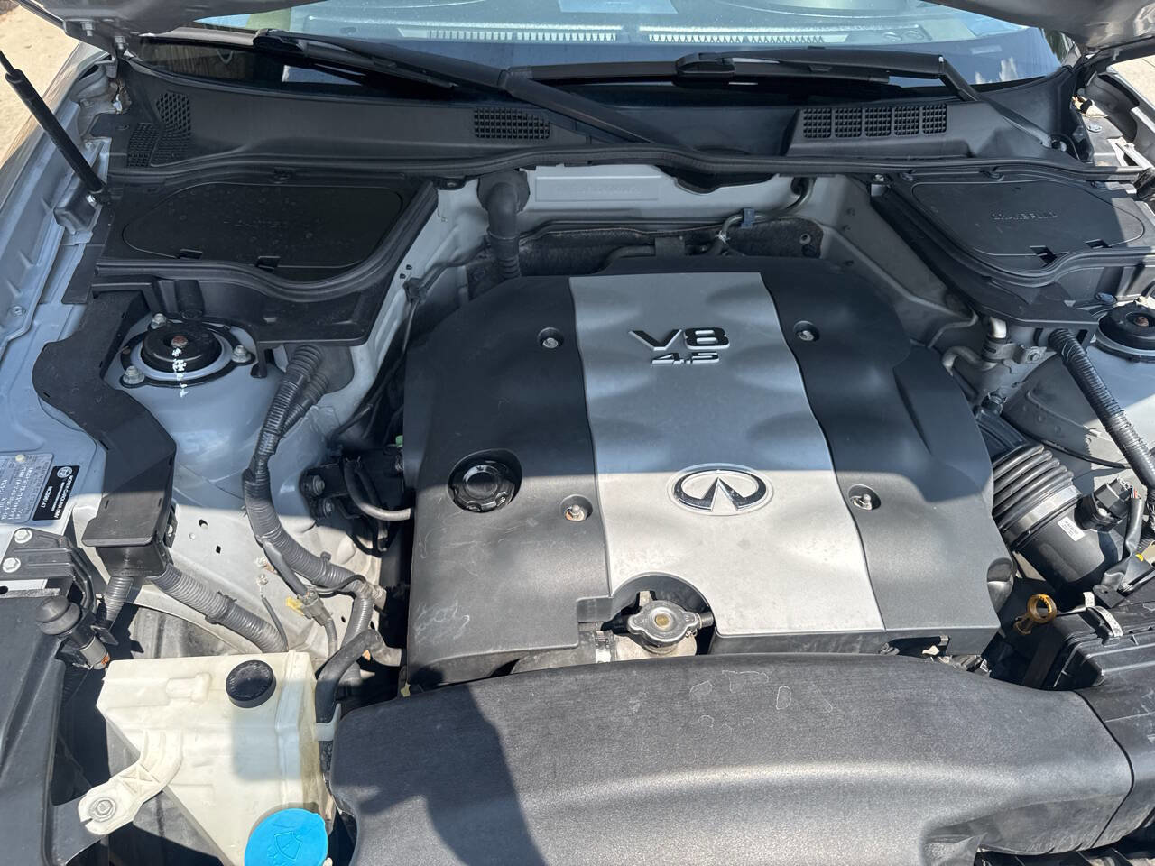 Used 2004 INFINITI FX45 AWD w/ Technology Pkg image 29