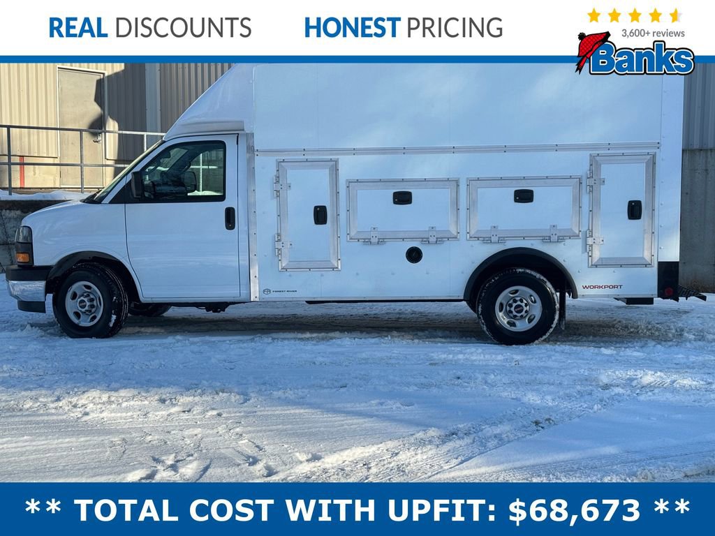 New 2026 GMC Savana 3500 w/ Driver Convenience Package image 5