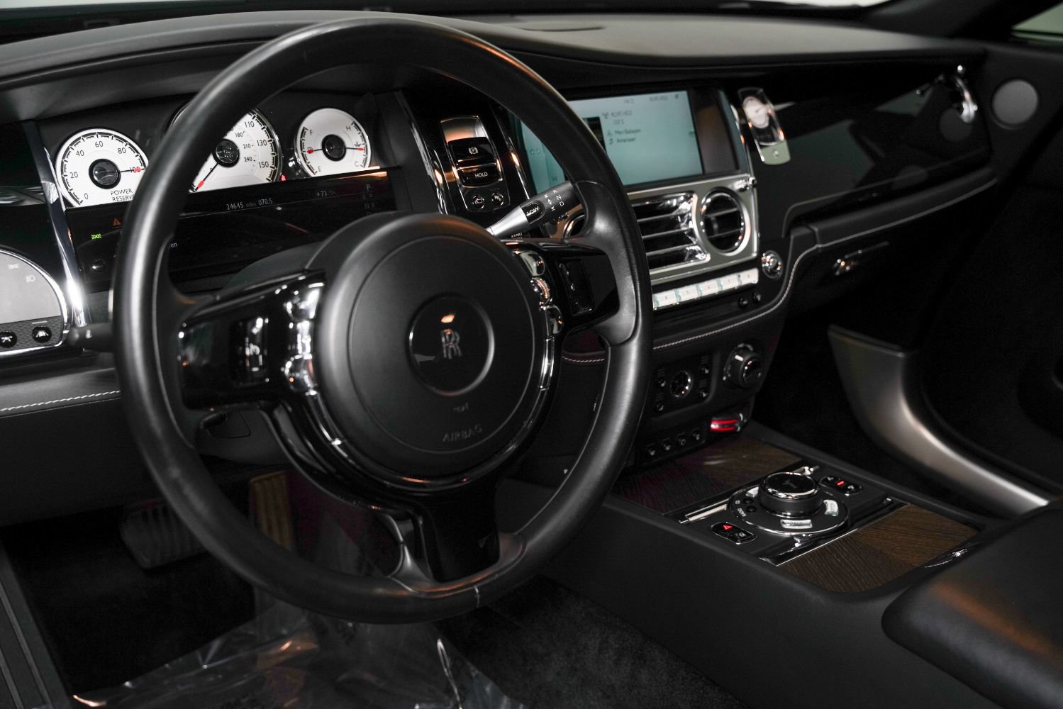 Used 2017 Rolls-Royce Wraith RWD image 42