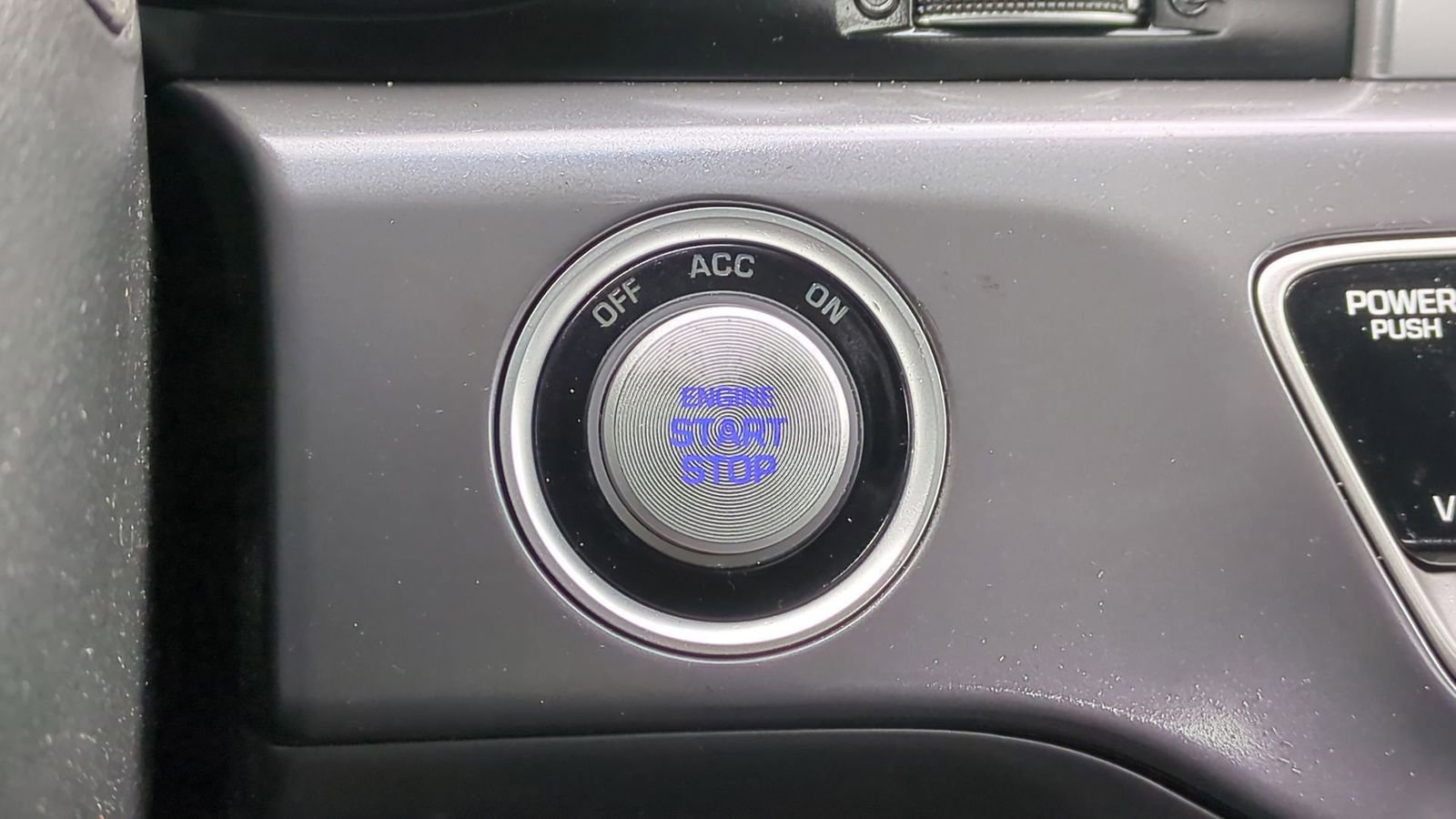 Used 2018 Hyundai Sonata Limited w/ Cargo Package image 28