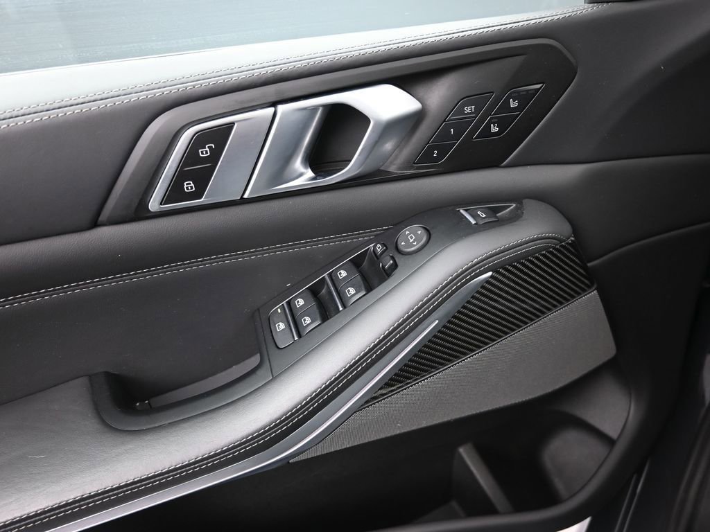 Used 2023 BMW X5 M50i w/ Executive Package AWD/4WD image 15