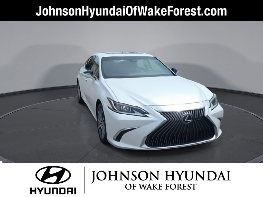 Used 2021 Lexus ES 250 w/ Premium Package image 2