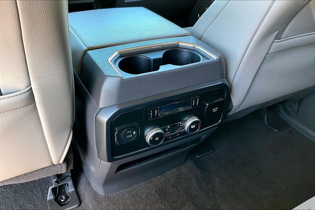 Used 2021 Ford Expedition Max Limited image 31