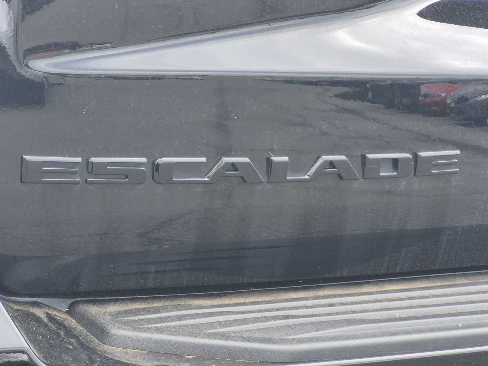 Used 2025 Cadillac Escalade Sport Platinum w/ LPO, ONYX Package AWD/4WD image 13
