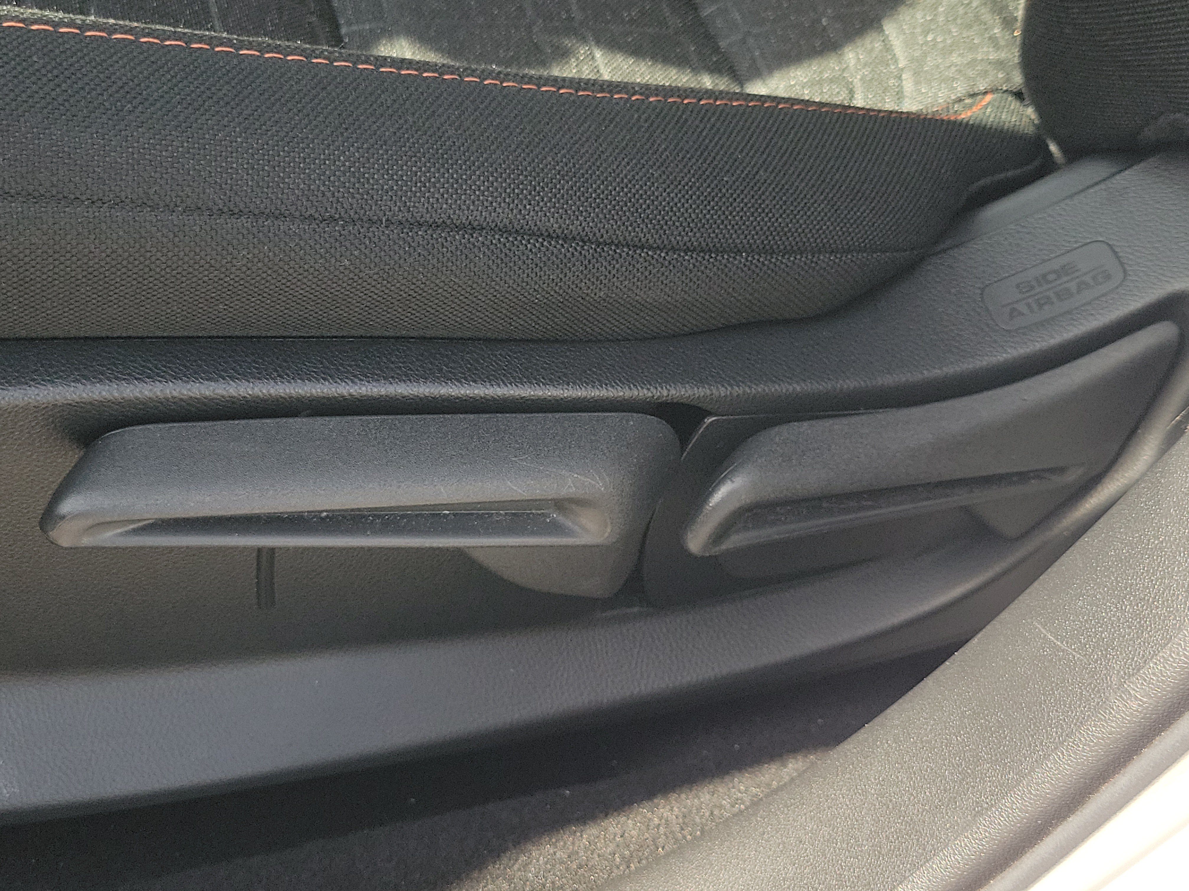 Used 2025 Honda HR-V Sport image 18
