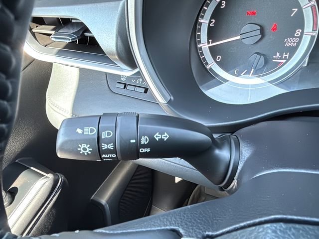 Used 2025 Toyota Highlander XLE FWD image 19