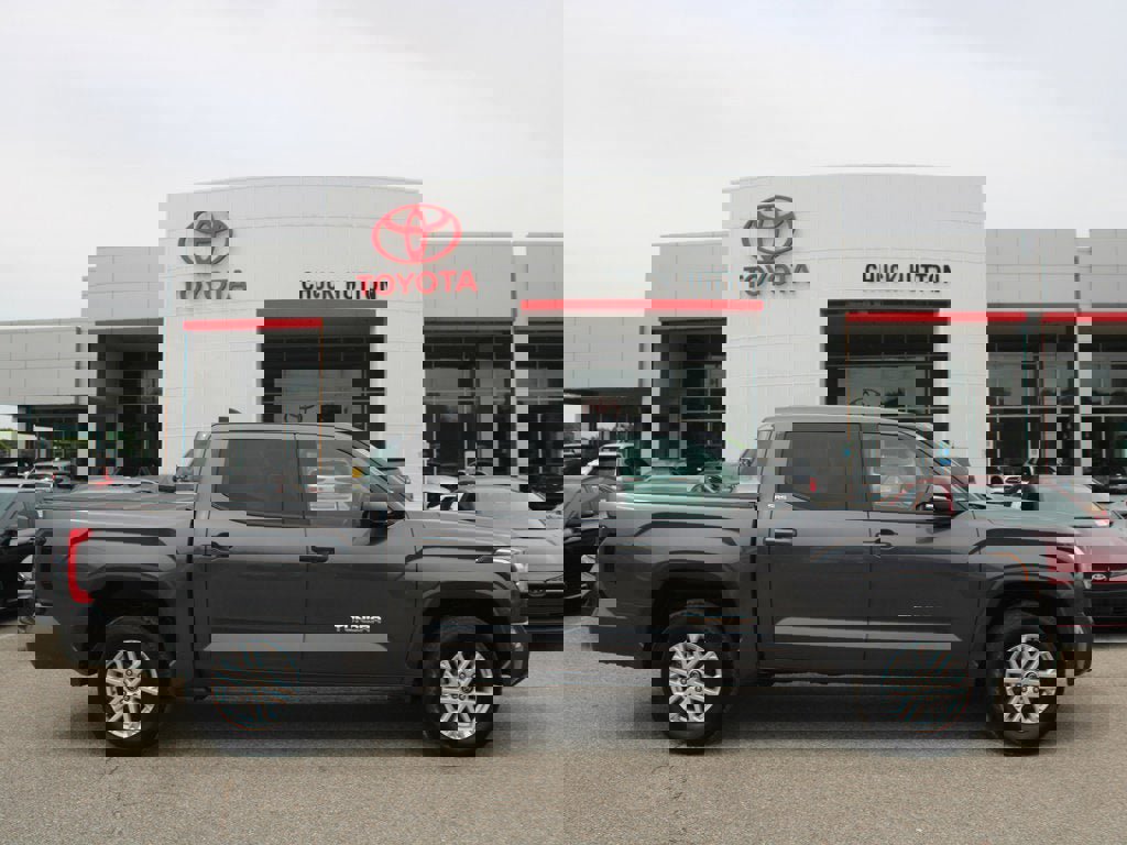 Used 2022 Toyota Tundra SR5
