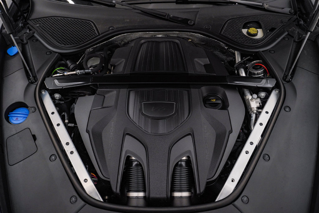 New 2026 Porsche Panamera 4 E-Hybrid AWD/4WD image 28
