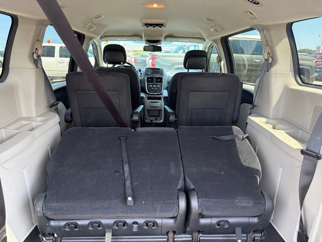 Used 2019 Dodge Grand Caravan SE FWD image 21