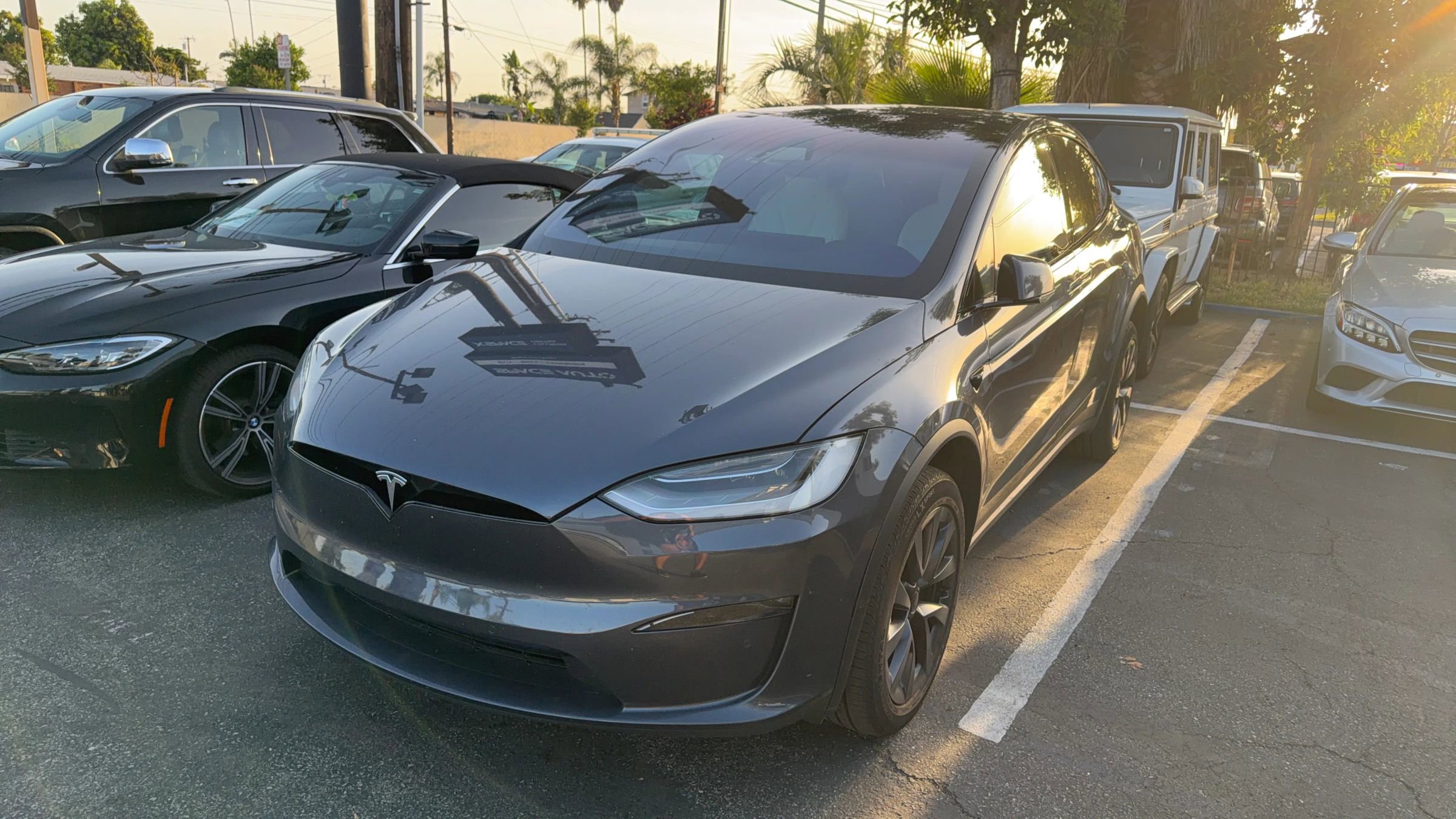 Used 2022 Tesla Model X Plaid AWD/4WD image 3