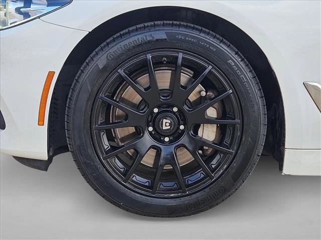 Used 2018 BMW 530i w/ Premium Package image 25
