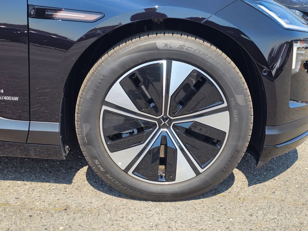 Used 2026 Polestar Polestar 4 AWD/4WD image 9