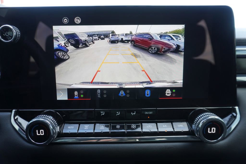 Used 2024 GMC Canyon Elevation w/ Convenience Package image 17